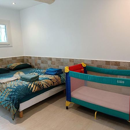 Un Bel Appartement Rez Jardin Parking Gratuit Vence Eksteriør billede